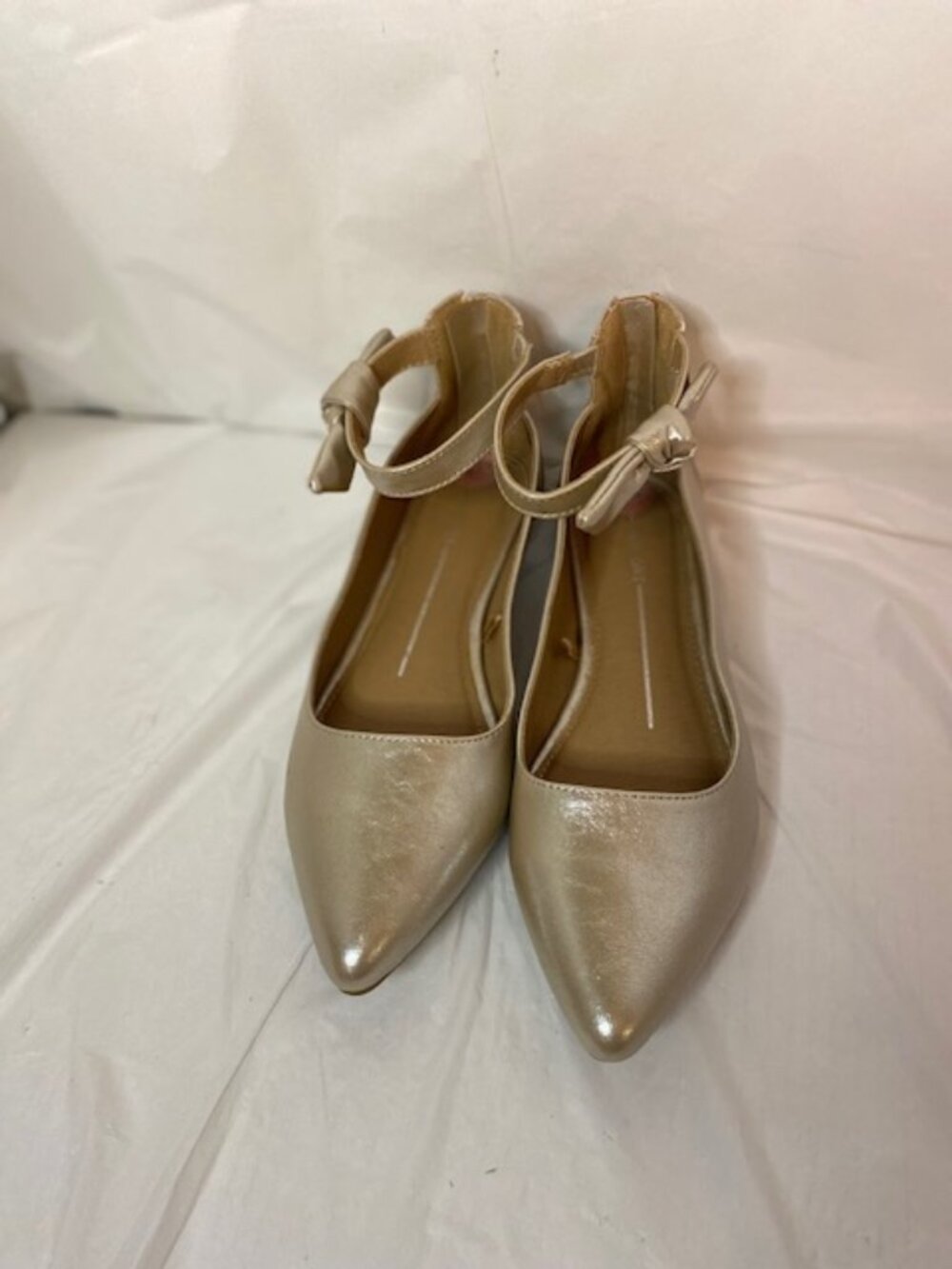 Report Larchmont Gold Metallic Pointed Toe Bow Ankle Strap Flats Size 7.5